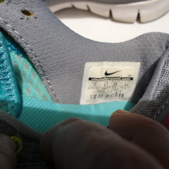 Nike -Flex Run 2013-Womens- size 7 - Picture 5 of 7